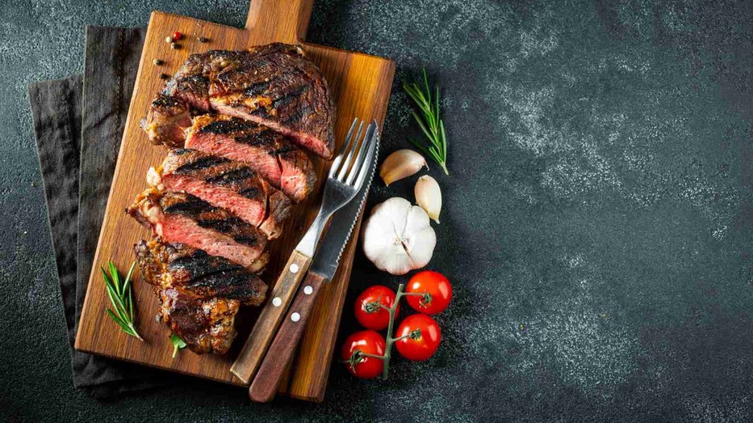 5 Rekomendasi Warung Steak Enak di Solo yang Wajib Dicoba Saat Liburan Kuliner