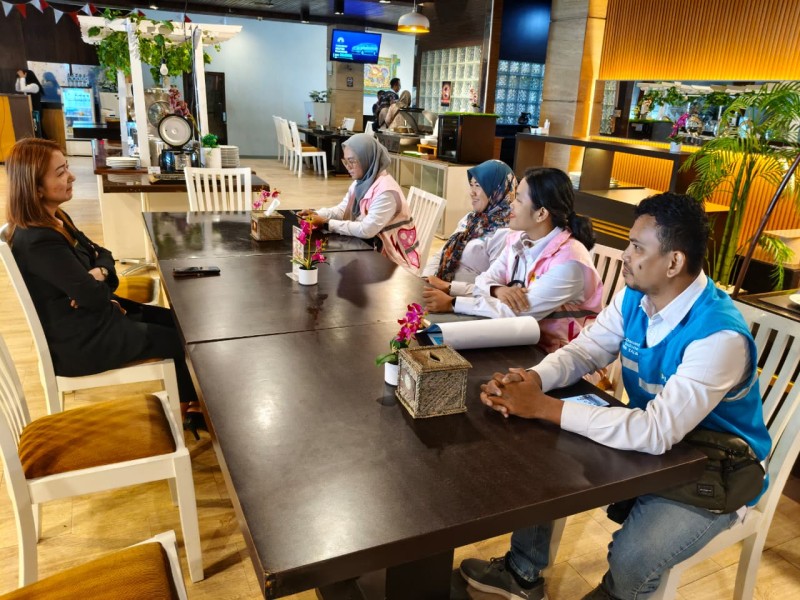 GM PLN UID Kaltimra Memanfaatkan Hari Pelanggan Nasional Untuk Melakukan Kampanye Hemat Energi Dan Penggunaan Listrik Yang Bertanggung Jawab Di Masyarakat