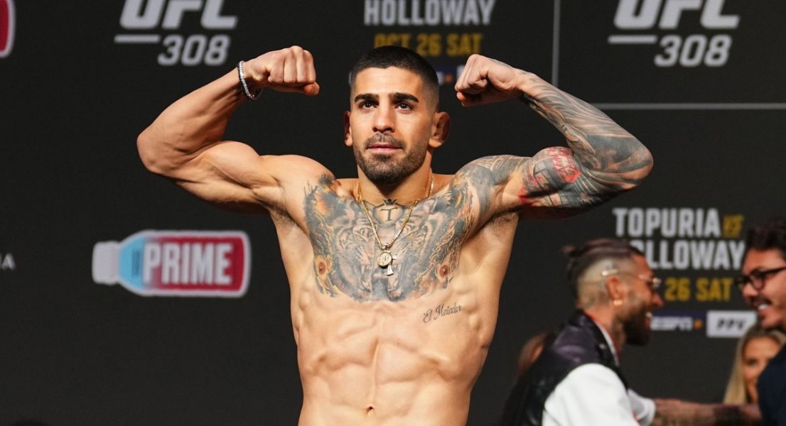 Topuria Tampil Perkasa di Liga UFC Kelas Ringan