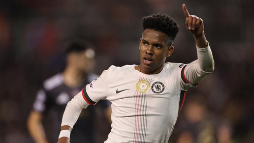 John Barnes Ingatkan Chelsea: Jangan Ulangi Nasib Jadon Sancho dengan Estevao