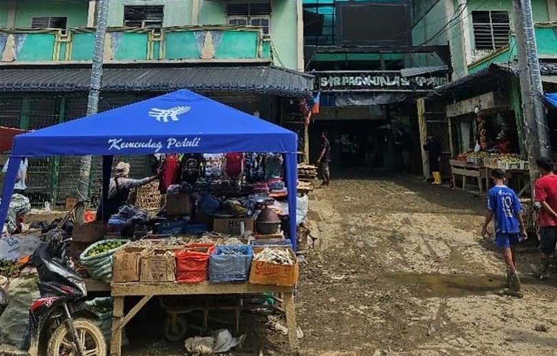 Kemendag Salurkan 100 Tenda, Pulihkan Aktivitas Pedagang Aceh Tamiang