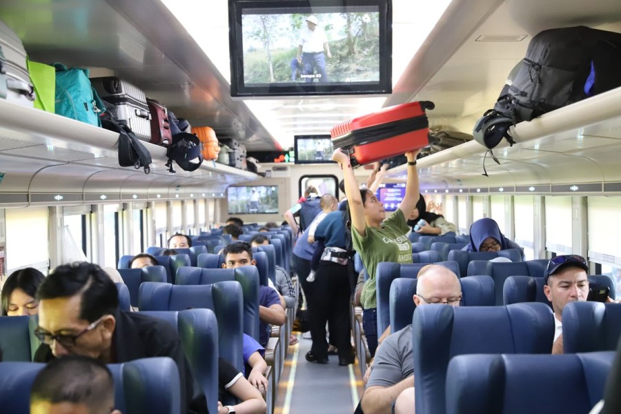 Antusiasme Tinggi untuk Kereta Api Kelas Eksekutif Selama Libur Nataru 2024/2025