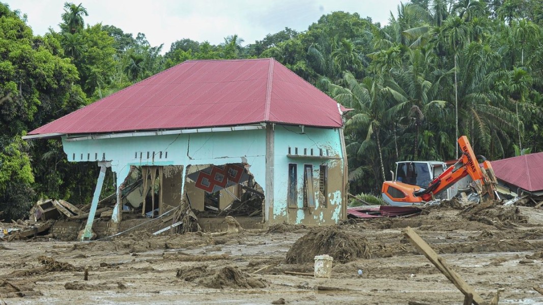 Kemdiktisaintek Siapkan Dana Besar untuk Tanggap Darurat Bencana