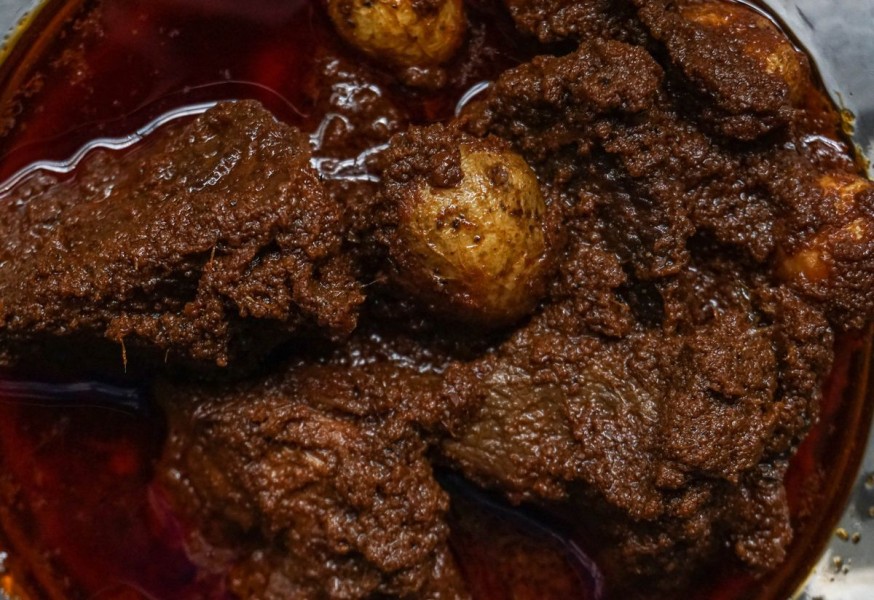 Cara Membuat Rendang Padang Hitam Nikmat untuk Sajian Spesial Lebaran