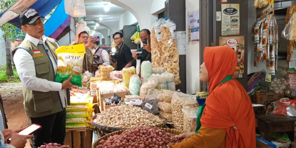 Dirut Bulog Cek Harga dan Stok Pangan Menjelang Lebaran
