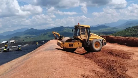 Saham EMAS Meroket Usai First Mining Proyek Pani