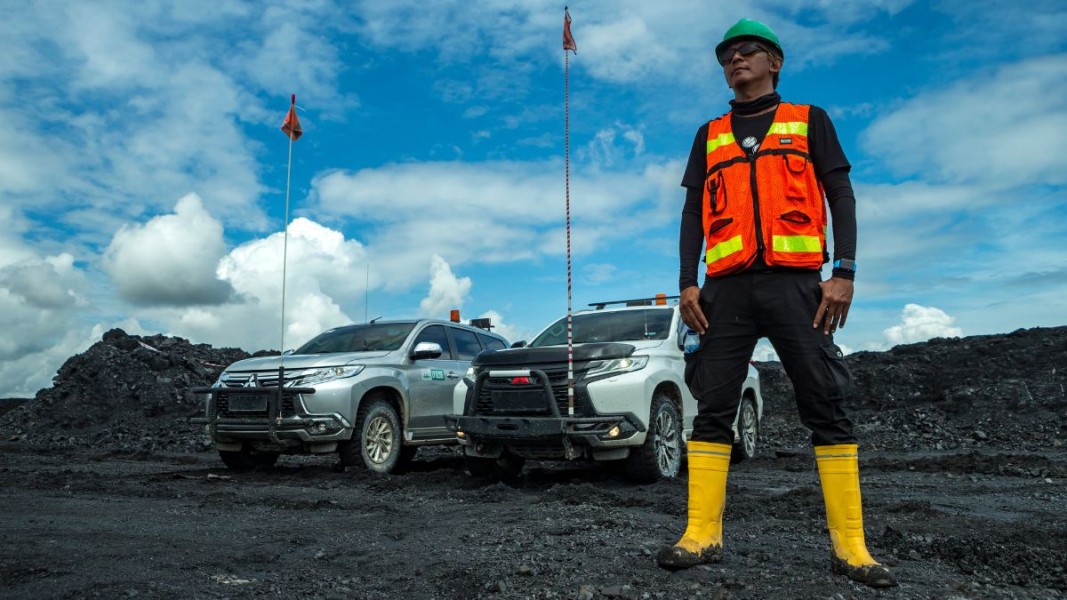 Antena Tinggi dan Bendera, Wajib di Kendaraan Pertambangan