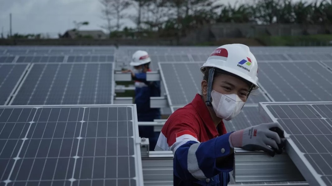 Langkah Besar Pertamina Bangun PLTS Terbesar Dukung Energi Hijau Nasional