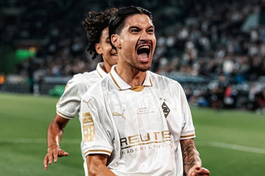 Satu Tahun Kevin Diks Di Borussia Monchengladbach Bukti Konsistensi Bek Timnas Indonesia