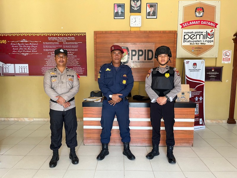 Pengamanan Ketat Personil Polres Kepahiang di Kantor KPU, Bawaslu, dan Gudang Logistik Jelang Pilkada 2024
