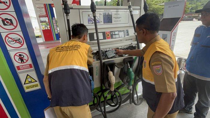 Memastikan Ketersediaan dan Keakuratan BBM Menjelang Nataru, Disperindag Batang Lakukan Sidak di Lima SPBU