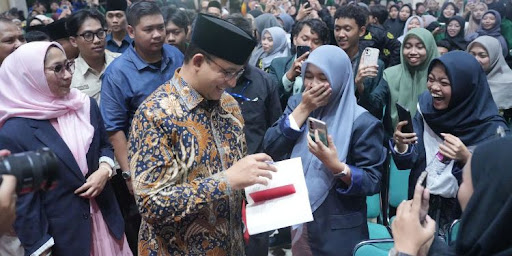 Anies Baswedan Bagikan Refleksi Mendalam tentang Pendidikan yang Membebaskan di Kanal YouTube Pribadinya