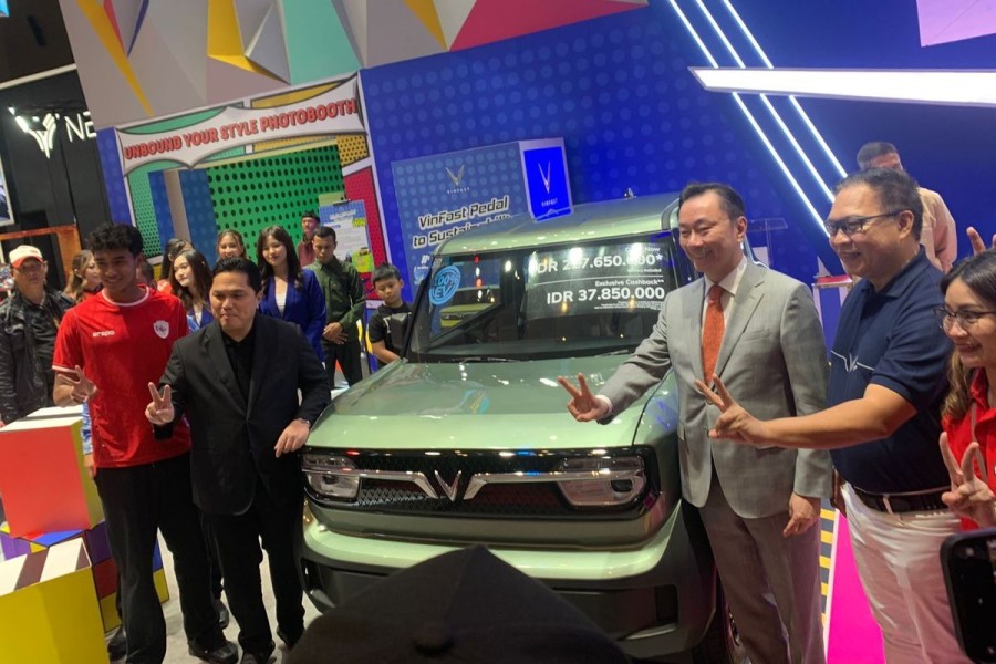 Erick Thohir Beli Mobil Listrik VinFast VF3 Merah: Langkah Strategis PSSI dan VinFast di IIMS 2025