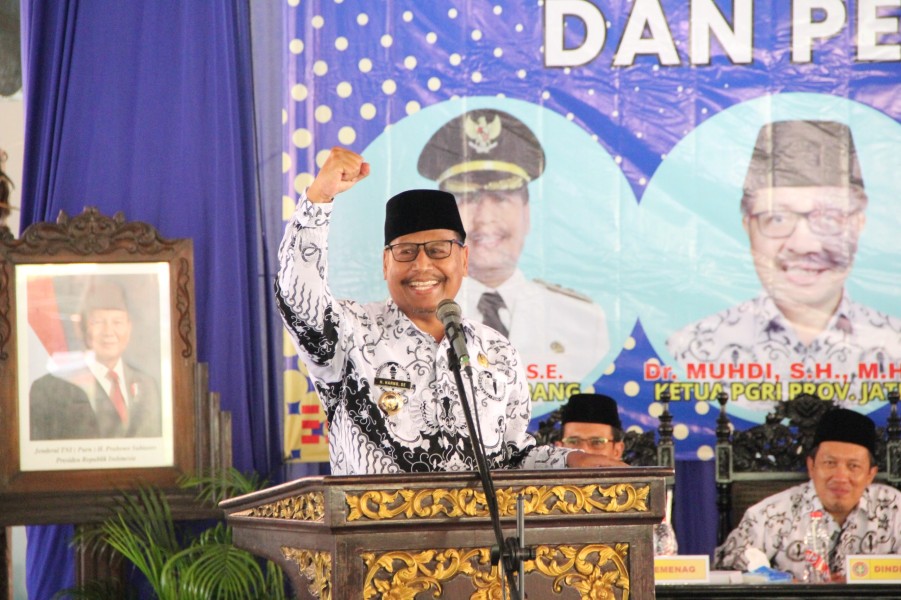 Strategi Bupati Harno Memacu Mutu Pendidikan Rembang Melalui Profesionalisme Persatuan Guru