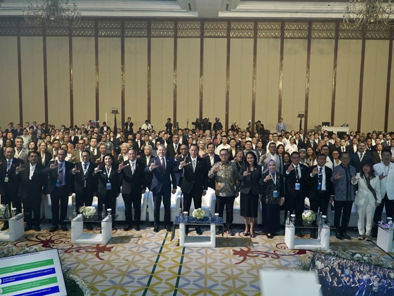 PT Pertamina International Shipping Tampilkan Transformasi Digital di Indonesia Maritime Week 2025