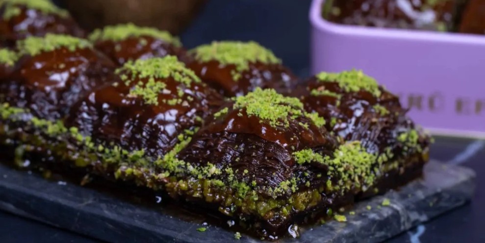 Resep Mini Bites Brownies Dubai Choco untuk Ide Jualan Takjil Kekinian