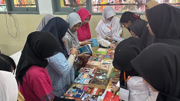 Warga Cempaka Permai Bengkulu Ikut Sekolah Pasar Modal, Meningkatkan Literasi Keuangan