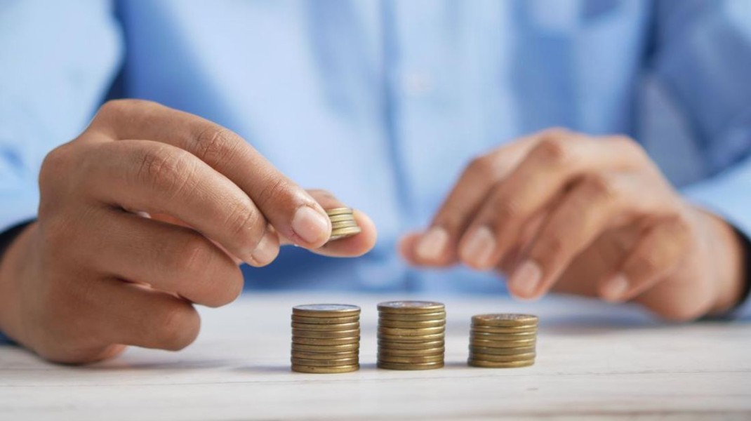 Strategi Finansial untuk Melindungi Tabungan di Tengah Gejolak Pasar Saham
