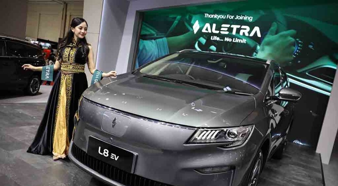 Aletra Tawarkan Diskon Rp20 Juta untuk Mobil Listrik L8, Tapi Konsumen Harus Inden hingga Juli