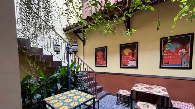 Sehari Jelajah Kuliner Khas Bandung dengan Rute Hemat Waktu