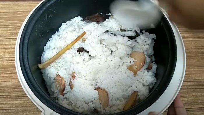 Cara Mudah Membuat Nasi Gurih Rice Cooker di Rumah