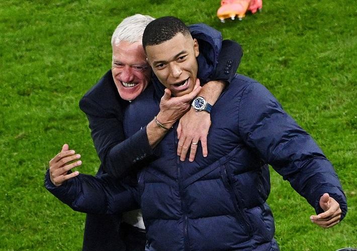 Didier Deschamps Pasang Badan Tegaskan Bahwa Kylian Mbappe Bukan Pemain Egois