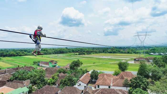 Desa Gattareng Menanti Cahaya Listrik PLN Setelah Bertahun Tahun Gelap