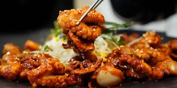 Nikmati 6 Makanan Musim Semi Khas Korea Selatan yang Wajib Dicoba