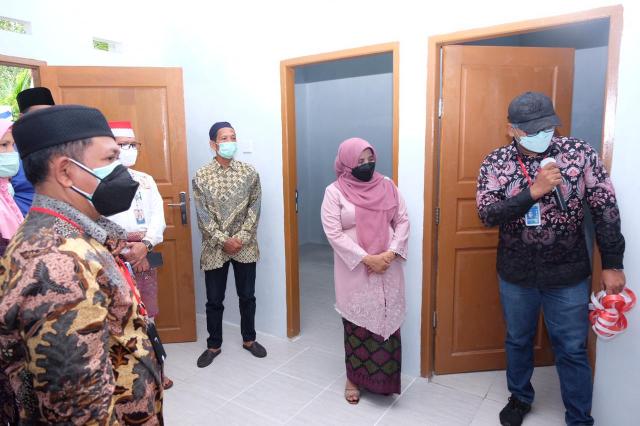 Angkasa Pura Salurkan Bantuan CSR untuk Tempat Ibadah di Sekitar Bandara Banyuwangi