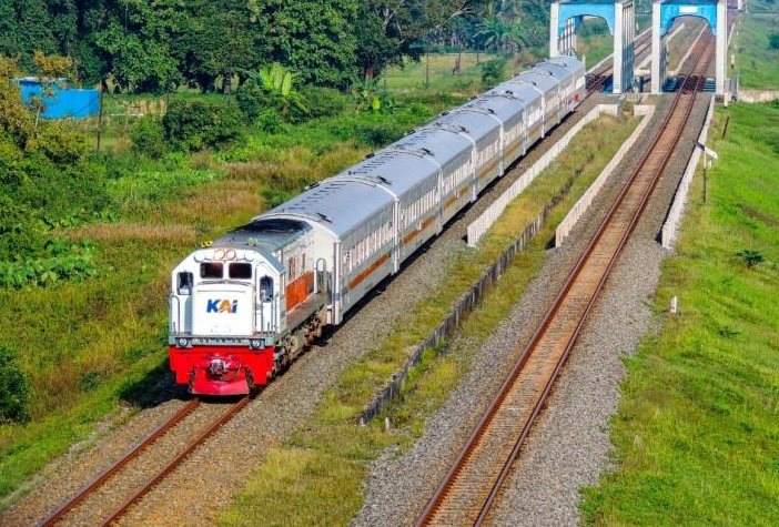Promo Menarik KA Wisata KAI Hadir Jelang Libur Nataru 2025/2026