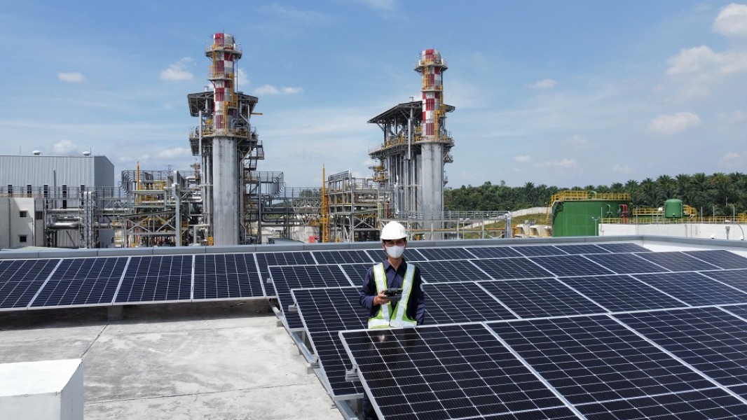 Kementerian ESDM Andalkan PLTS dalam Program Dedieselisasi Menuju Energi Hijau