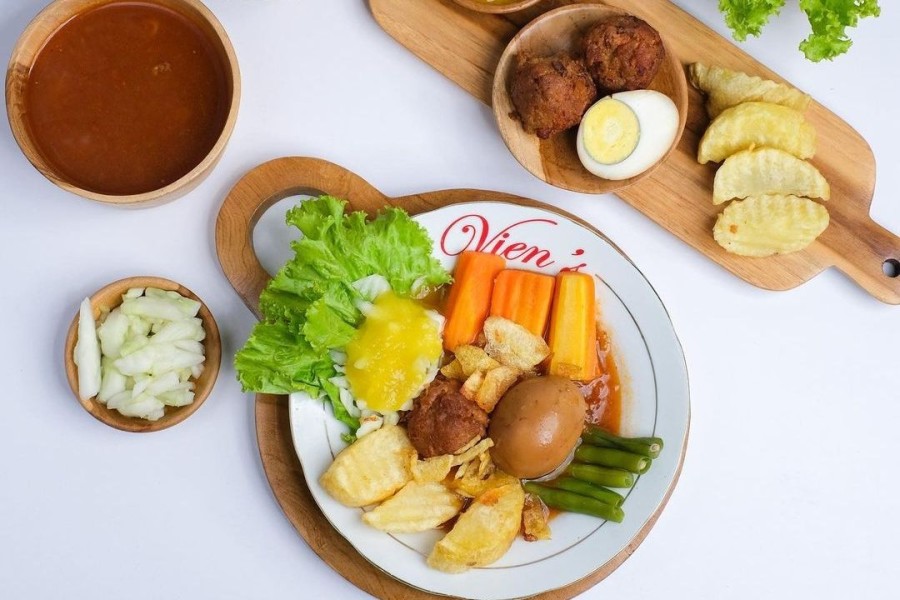 18 Rekomendasi Kuliner Solo yang Bikin Nagih