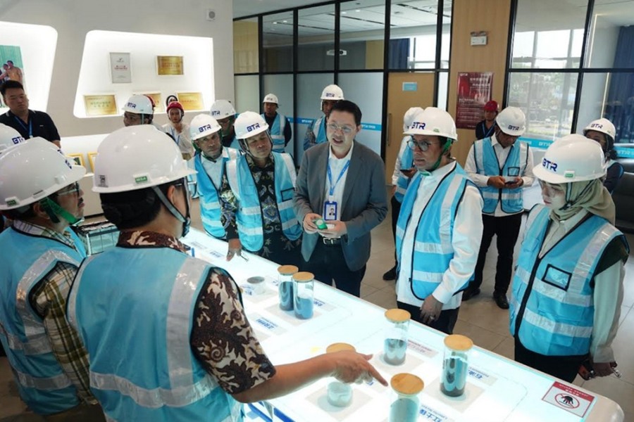 PLN Jateng DIY Perkuat Pasokan Listrik untuk Industri dan Energi Bersih