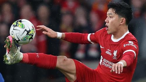 Liverpool Bermanuver Cepat Ingin Bajak Bek Muda Incaran Manchester United Musim Ini