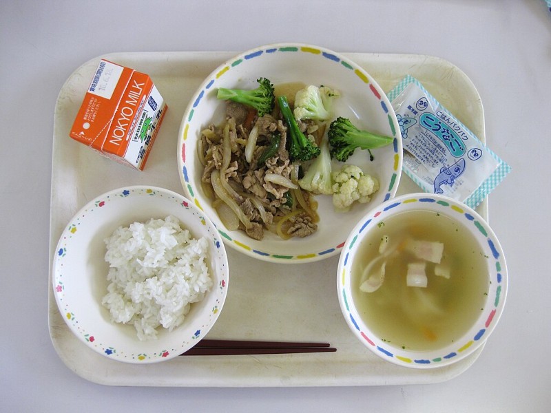 Makan Siang Sehat Ala Jepang, Pelajaran Penting untuk Pendidikan Gizi di Sekolah