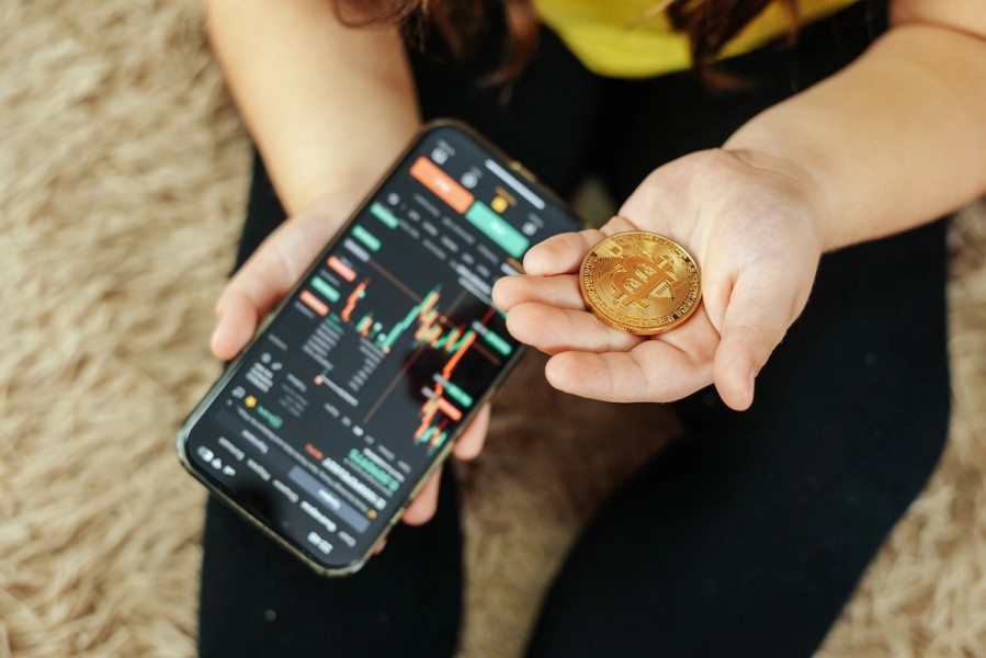 Aplikasi Crypto Trading Terbaik Tahun 2025