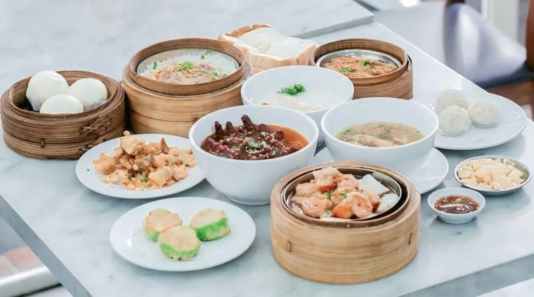 10 Rekomendasi Tempat Makan Dimsum Halal Bandung yang Wajib Dicoba