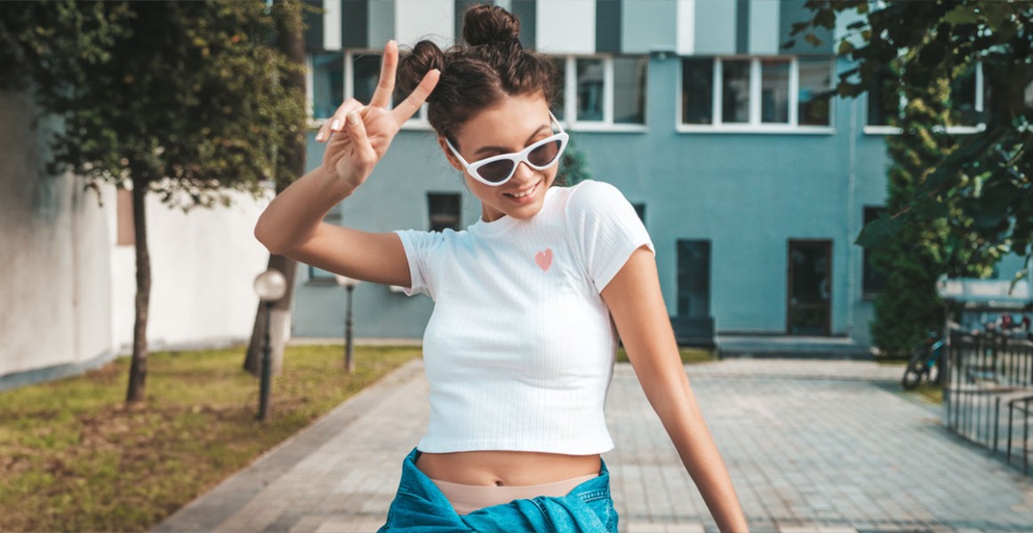 7 Tips Fashion Stylist Pakai Crop Top Agar Tetap Stylish Dan Nyaman