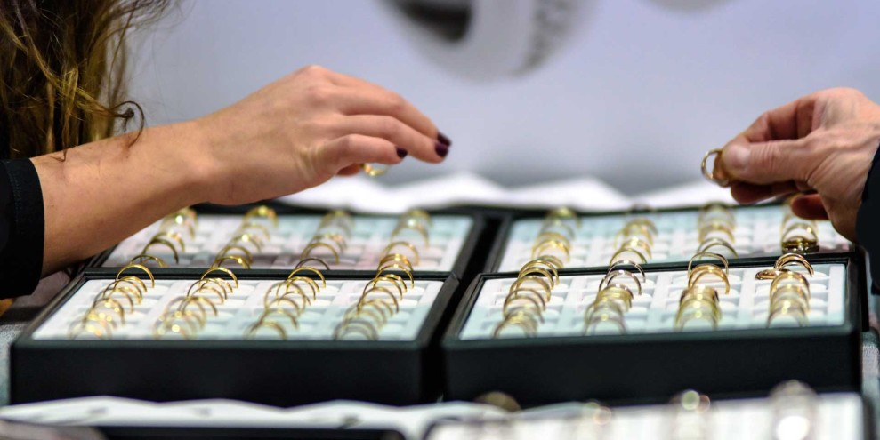 Rincian Harga Emas Perhiasan dari Raja Emas hingga Laku Emas 2 April 2026