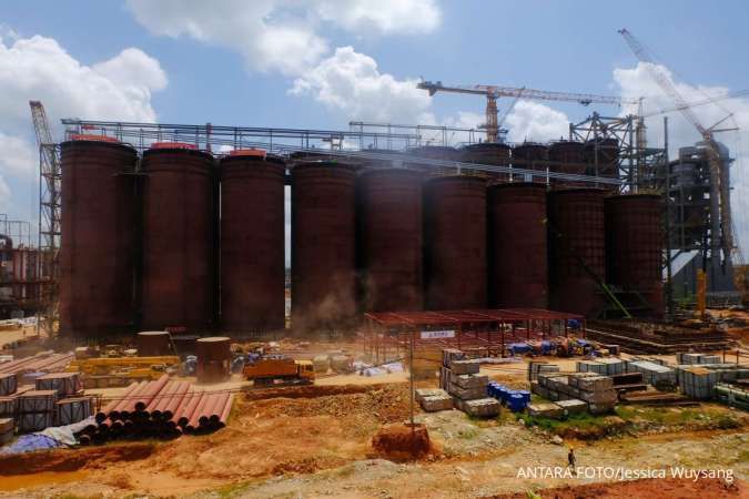 Tujuh Proyek Smelter Bauksit di Indonesia Terhenti: Tantangan dan Harapan