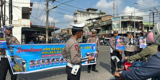 Polres Batubara Terjunkan Tim Sat Samapta untuk Atur Lalu Lintas di Area Pasar Lima Puluh