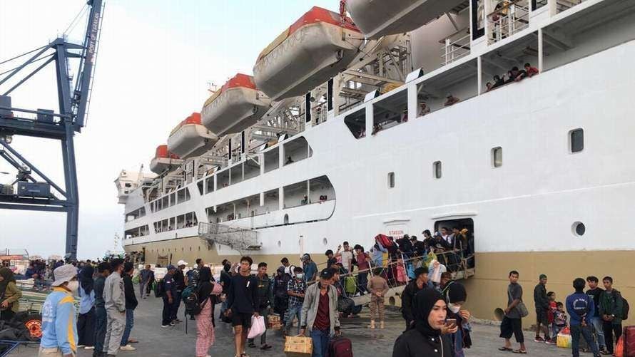 Fenomena Mudik Lebaran di Indonesia: Tradisi, Sejarah, dan Dampak Sosial Ekonomi