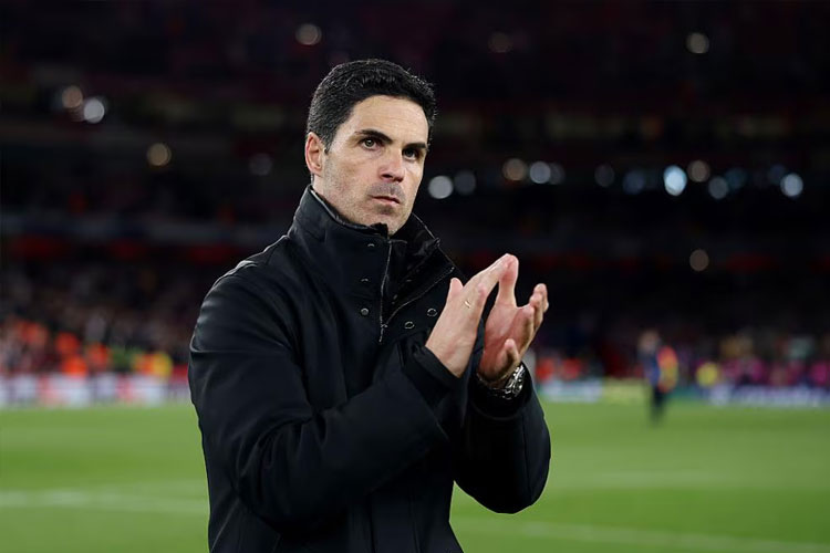Arsenal Menatap Final Carabao Cup: Tekanan Sejarah vs Ambisi Mikel Arteta