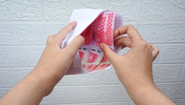 Penerima Bansos Bisa Cek Nama Secara Online Sekarang