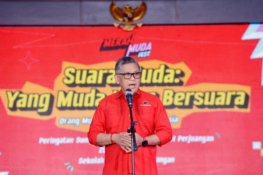 Hasto Kristiyanto Ajak Pemuda Indonesia Berpikir Kritis Nasionalis