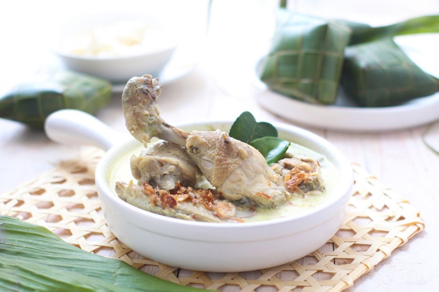 Resep Bumbu Opor Putih Ayam Gurih Sederhana Tradisional Nusantara Mudah Dibuat Di Rumah