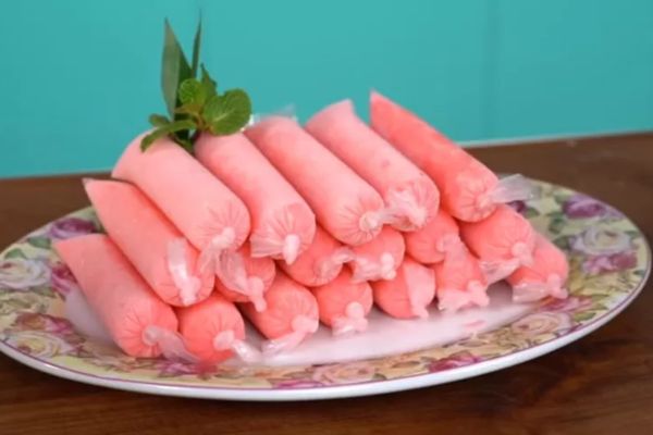 Resep Es Mambo Segar, Nostalgia Jajanan Tradisional yang Mudah Dibuat