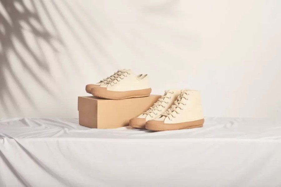 15 Merek Sepatu Branded Paling Populer Saat Ini
