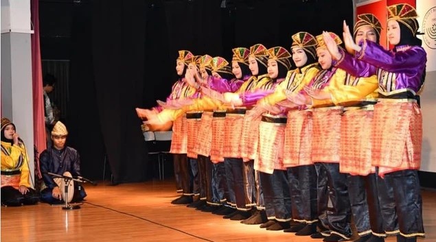 Seni Jadi Jembatan Persahabatan Budaya Indonesia dan Uzbekistan