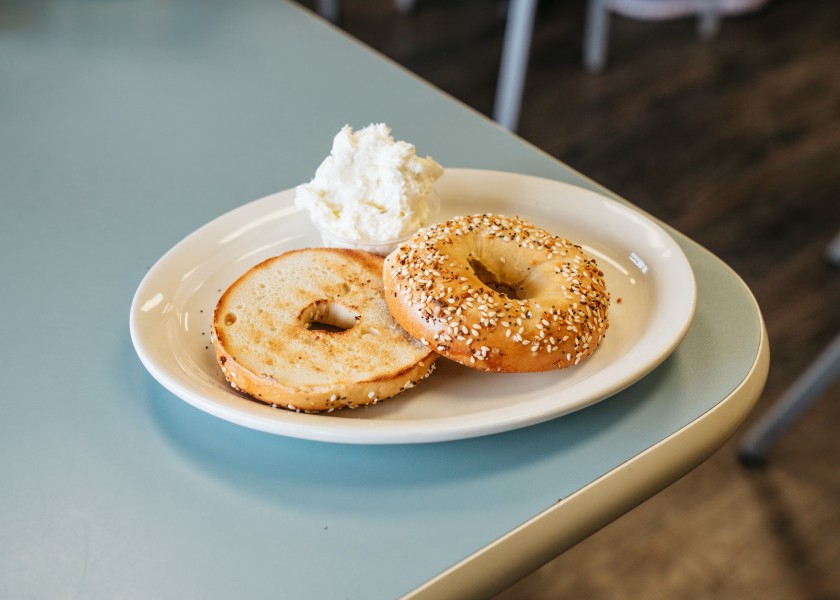 Daftar 5 Kuliner Bandung Paling Ramai Saat Lebaran Antreannya Mengular Panjang